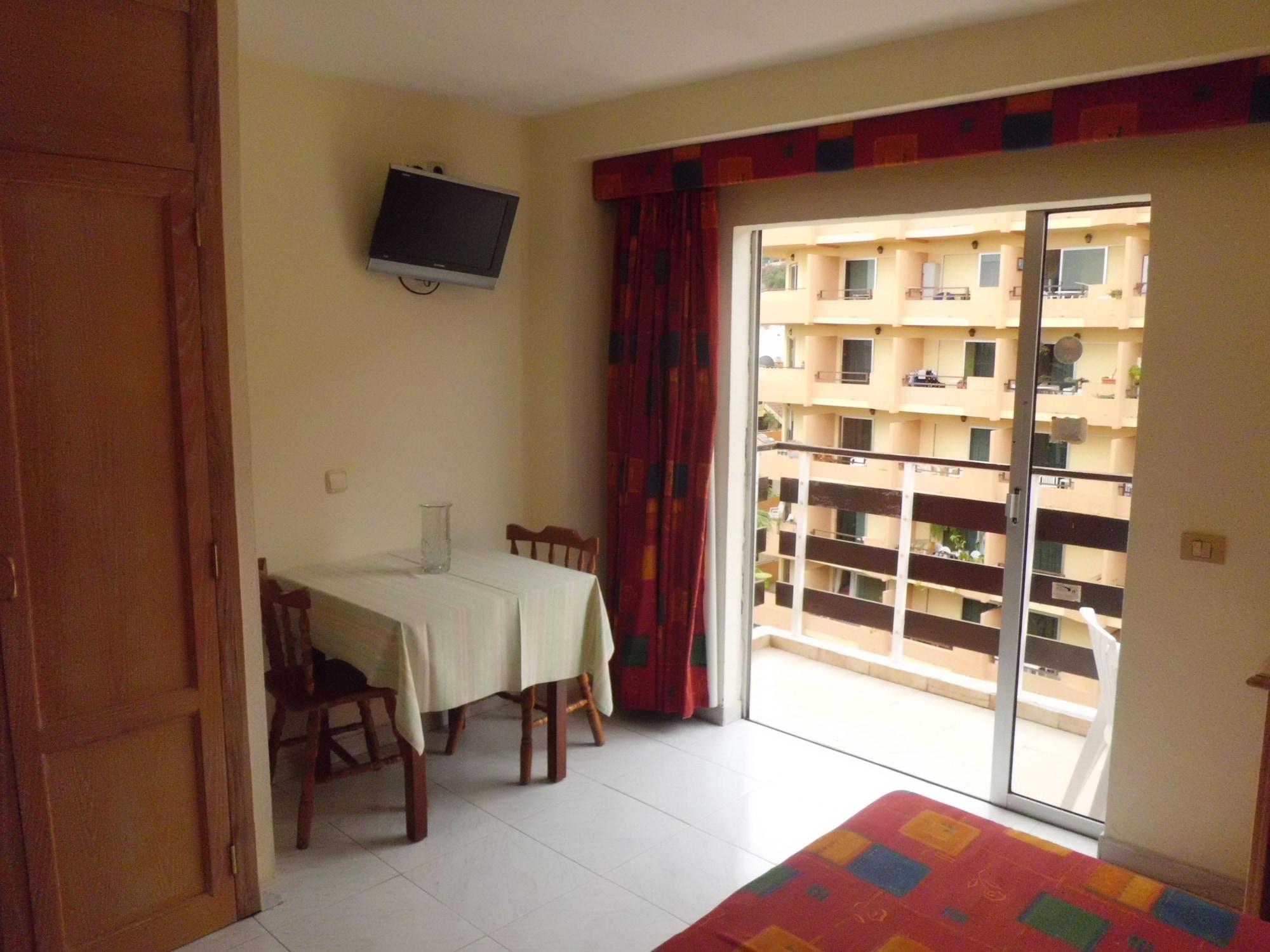 Apartamentos Park Plaza ปูแอร์โตเดลาครูซ ภายนอก รูปภาพ